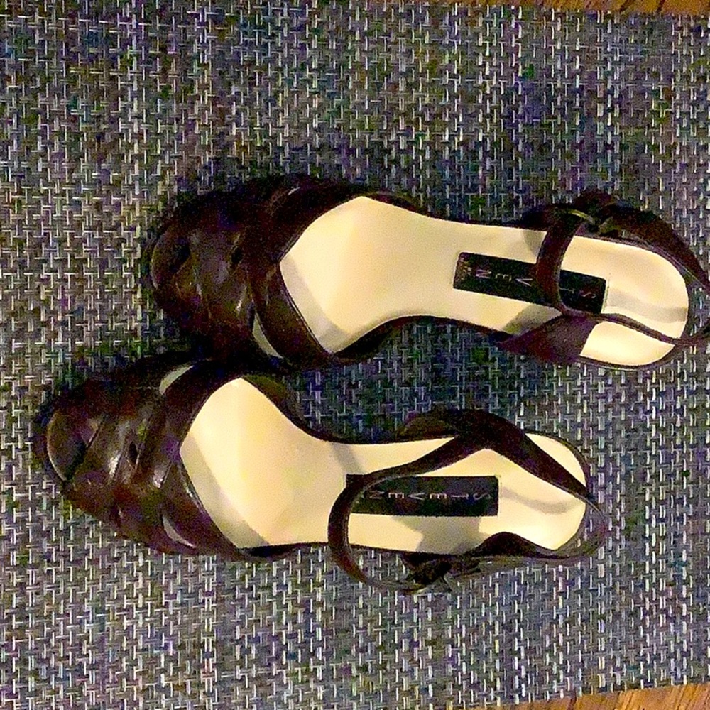 Comfortable heels with ankle strap